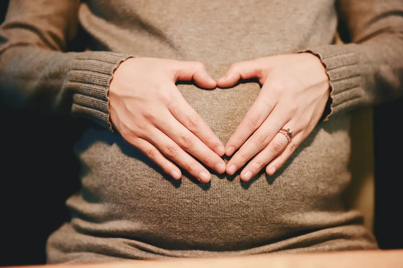 Hoe groot is de kans op zwangerschap 4 dagen voor de eisprong?